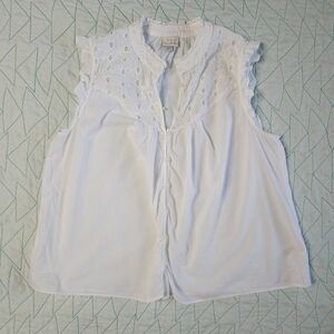 A New Day White Cotton Sleeveless Eyelet Ruffle Button Front Top